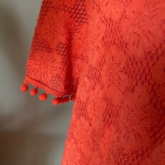 NWOT Anthroplogie Eri & Ali  Bianca Pom Lace Top - Picture 5 of 8